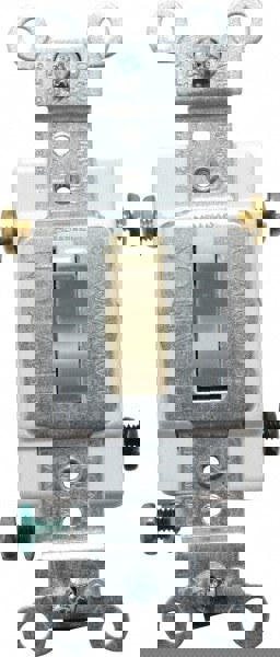 3 Pole, 120 to 277 VAC, 15 Amp, Commercial Grade Toggle Three Way Switch